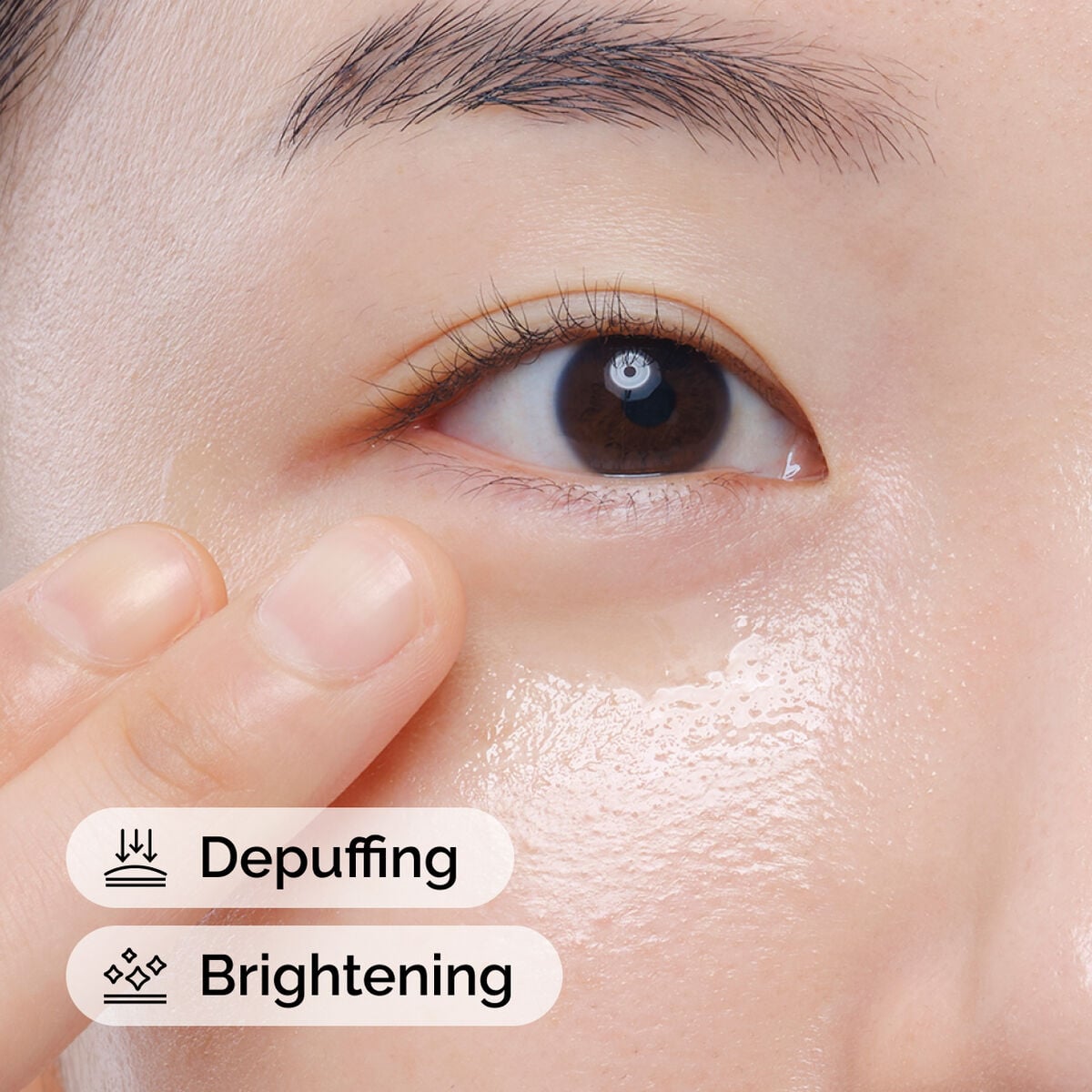 caffeine-solution-5-egcg-eye-serum-x3 ord-caffeine-solution-egcg-model-application-with-benefits.jpg